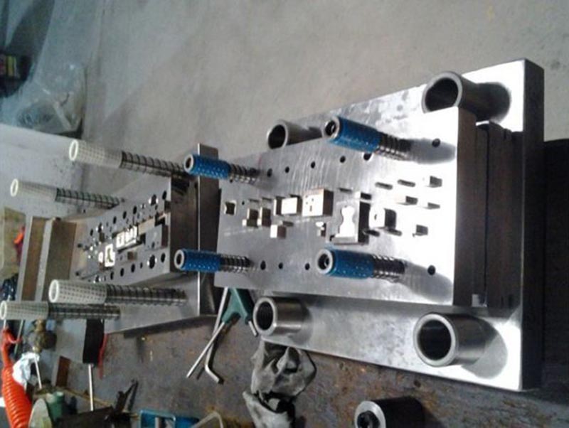 沁阳模具制造-12